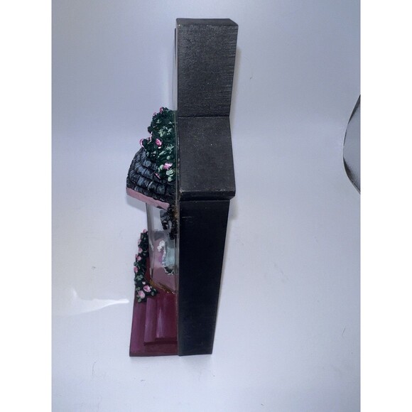 Duke Street Collectibles Ladies Shop 3D miniature storefront Shelf Sitter - Picture 4 of 9